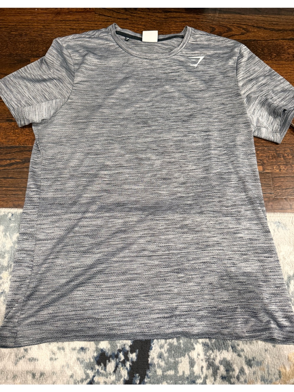 Men’s Gymshark Space Gray Short Sleeve Shirt Large